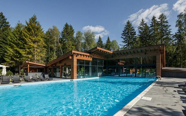 LES Art Resort